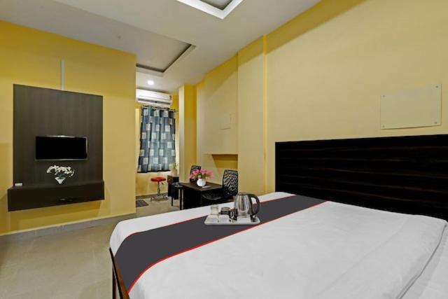 H K Residency Near Kalakshetra Hotel Guwahati Eksteriør billede