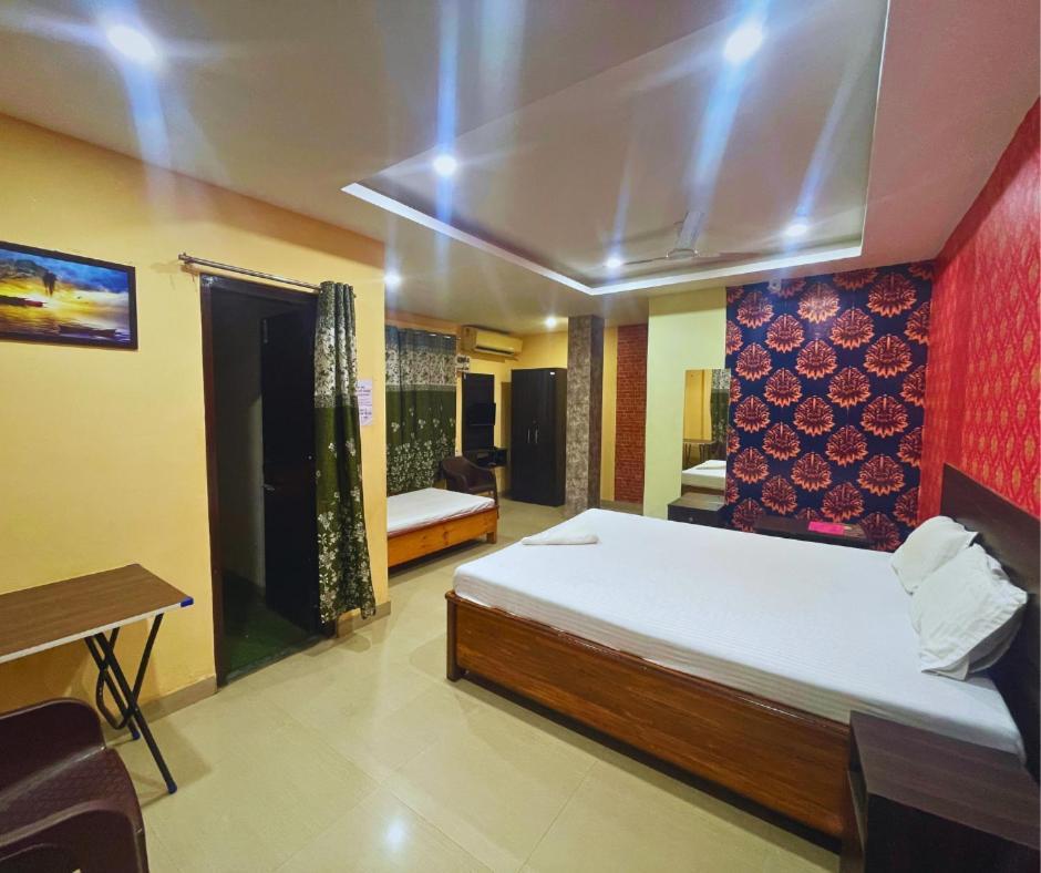 H K Residency Near Kalakshetra Hotel Guwahati Eksteriør billede