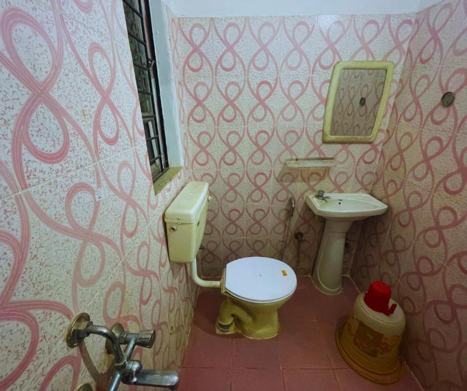 H K Residency Near Kalakshetra Hotel Guwahati Eksteriør billede